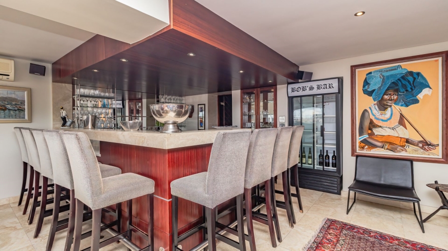 6 Bedroom Property for Sale in Bloubergstrand Western Cape